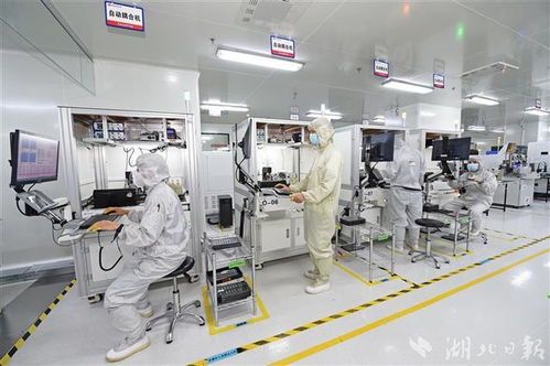 華工科技全力突破“卡脖子”技術，加速進軍教育科技高端領域